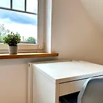 Nw Przy Hipodromie Séjour chez l'habitant *