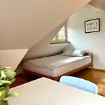 Nw Przy Hipodromie Séjour chez l'habitant