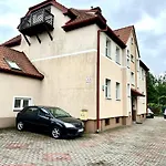 Nw Przy Hipodromie Séjour chez l'habitant *
