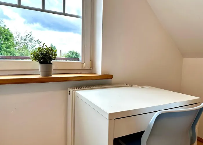 Nw Przy Hipodromie Проживание в семье *