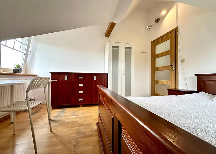 Nw Przy Hipodromie Проживание в семье